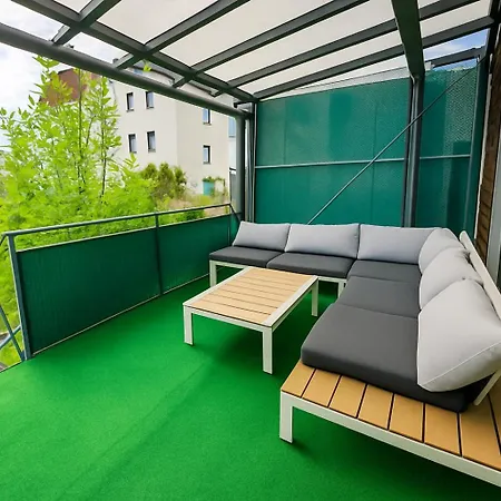 Modernes Mit Eigener Kueche & Bad Und Terasse Appartement